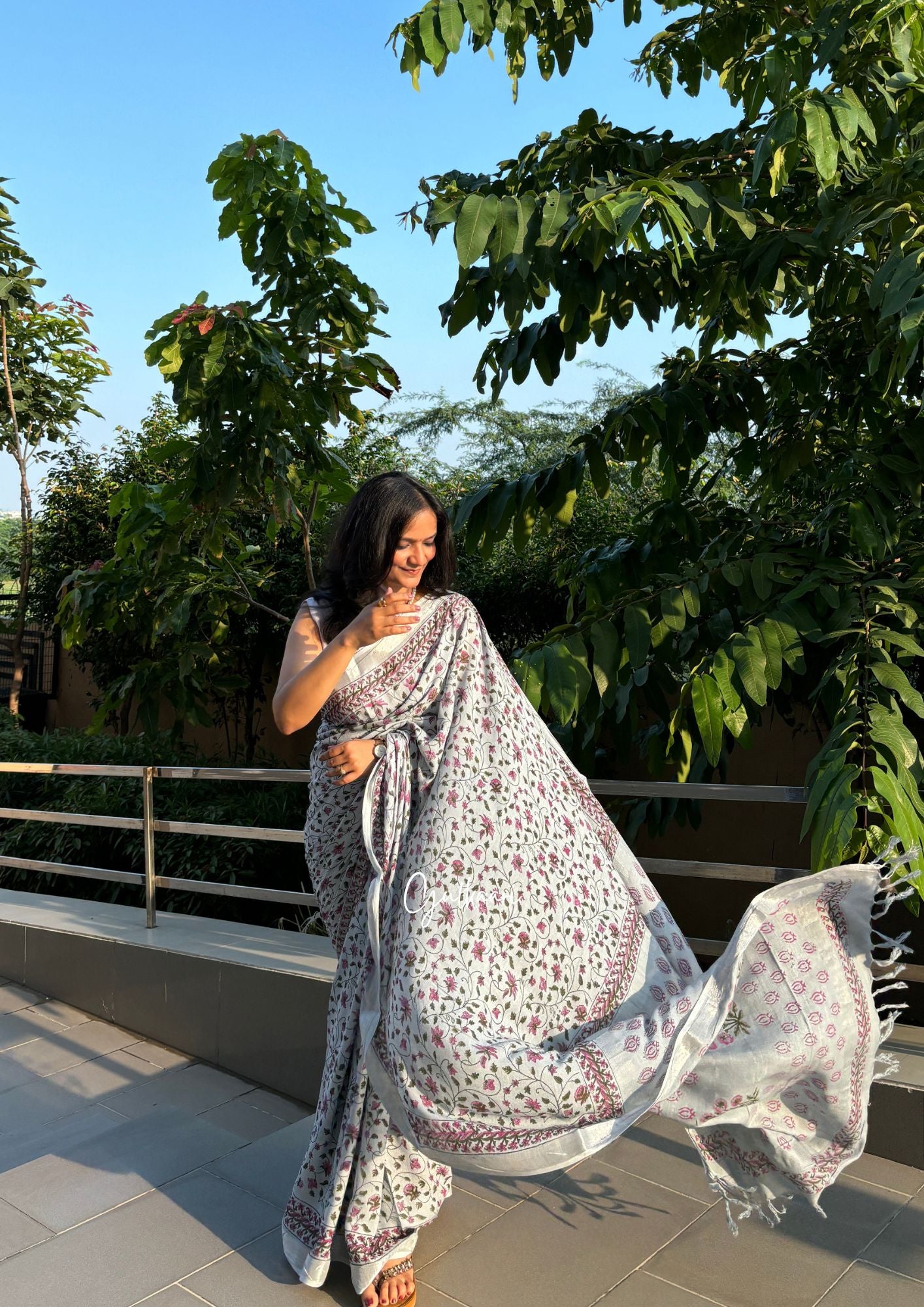 The Subtle Blue Flower Magic - Cotton-Linen Hand-Block Print Saree