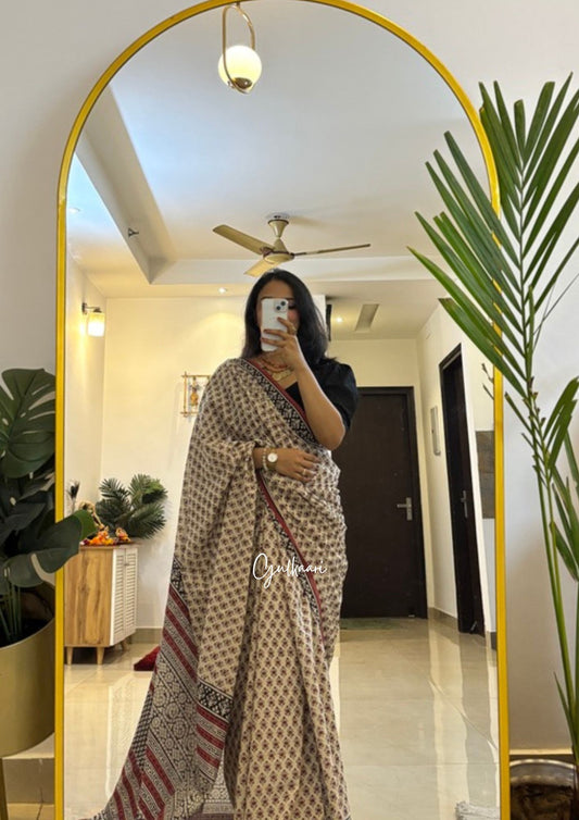 The Beige & Black Bloom - Hand-Block Prints Soft Mul Cotton Saree