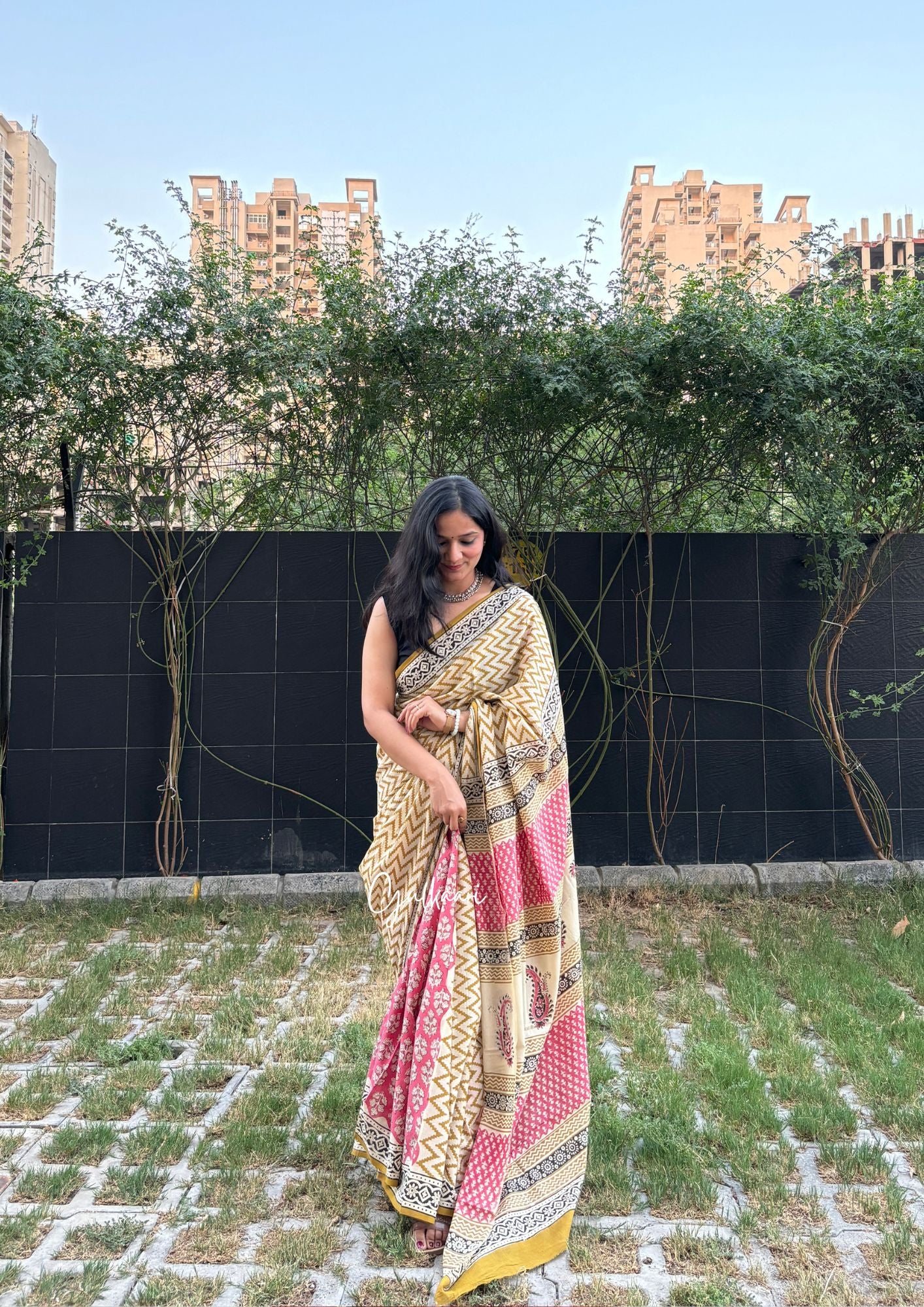 The Beige & Pink - Hand-Block Prints Soft Mul Cotton Saree