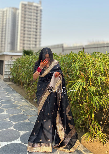 The Nazakat ~ Soft Silk Saree In Black with Lace Work